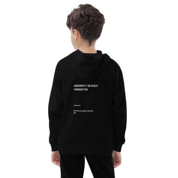 Sudadera con capucha vellón polar - Forged in Adversity - Image 8