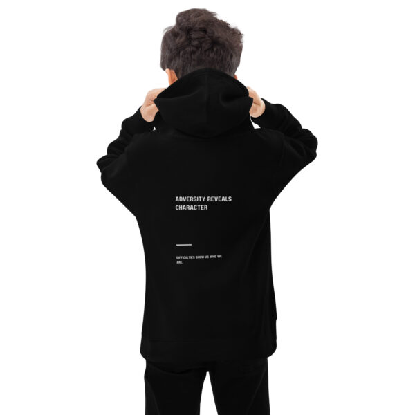Sudadera con capucha vellón polar - Forged in Adversity - Image 7