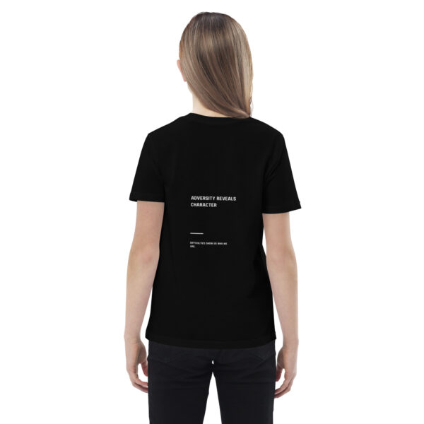 Camiseta algodón orgánico niño - Forged in Adversity - Image 9