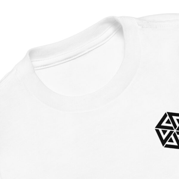 Camiseta de manga corta para niño - Forged in Adversity - Image 4