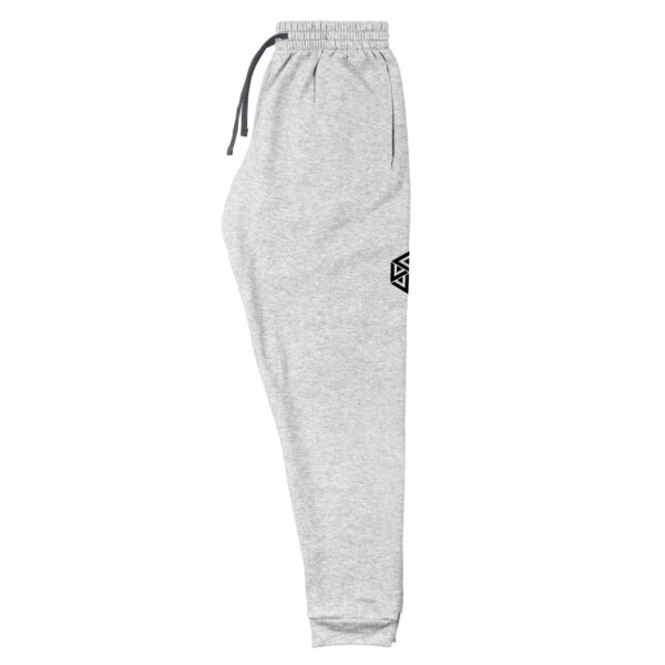 Pantalón deportivo unisex tipo jogger - Forged in Adversity - Image 4