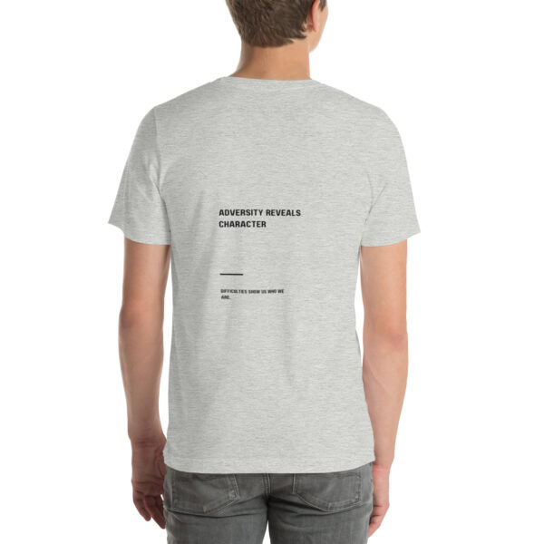 Camiseta de manga corta unisex - Forged in Adversity - Image 3