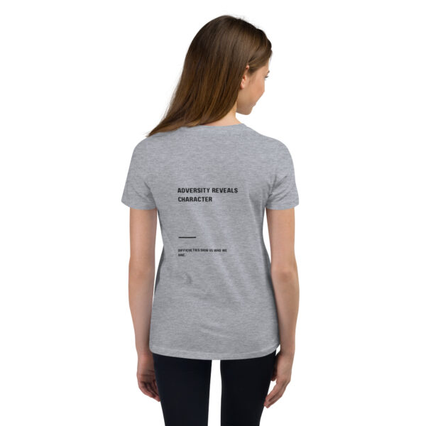 Camiseta de manga corta júnior - Forged in Adversity - Image 5