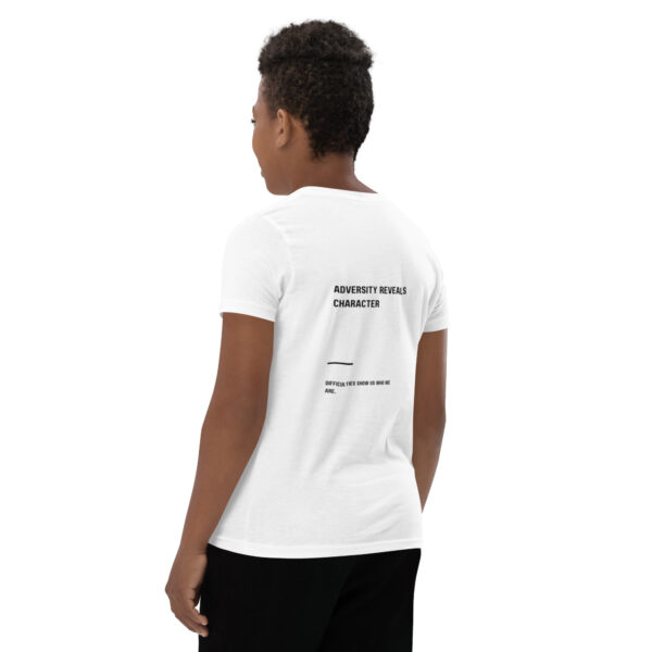 Camiseta de manga corta júnior - Forged in Adversity - Image 3